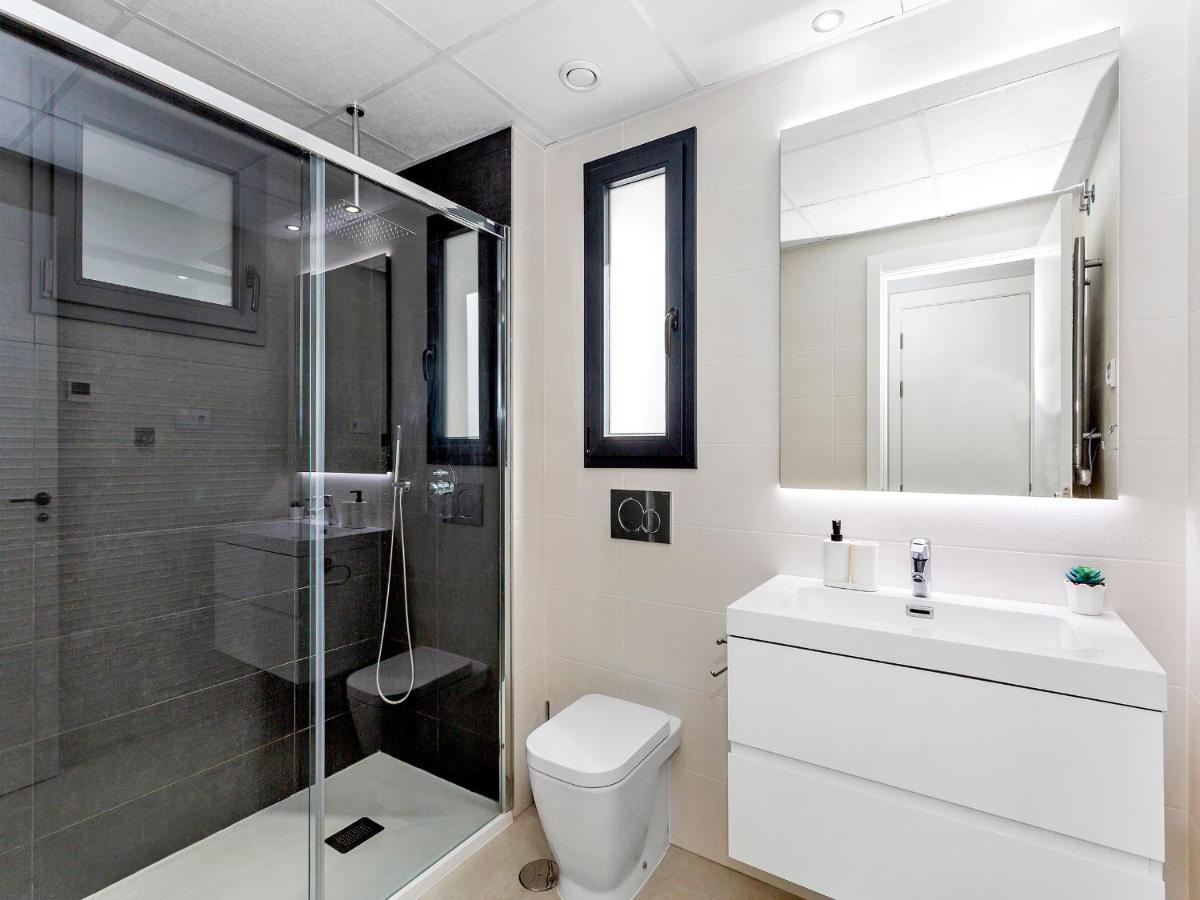 Lovely First Floor Apartment, Heating Pool ! Alicante Dış mekan fotoğraf